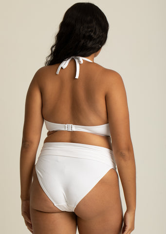 Fuller Bust Boudoir Beach White Underwired Padded Triangle Bikini Top, –  Miss Mandalay